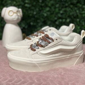 Vans Cream Platform Sneakers.  Brand New💕